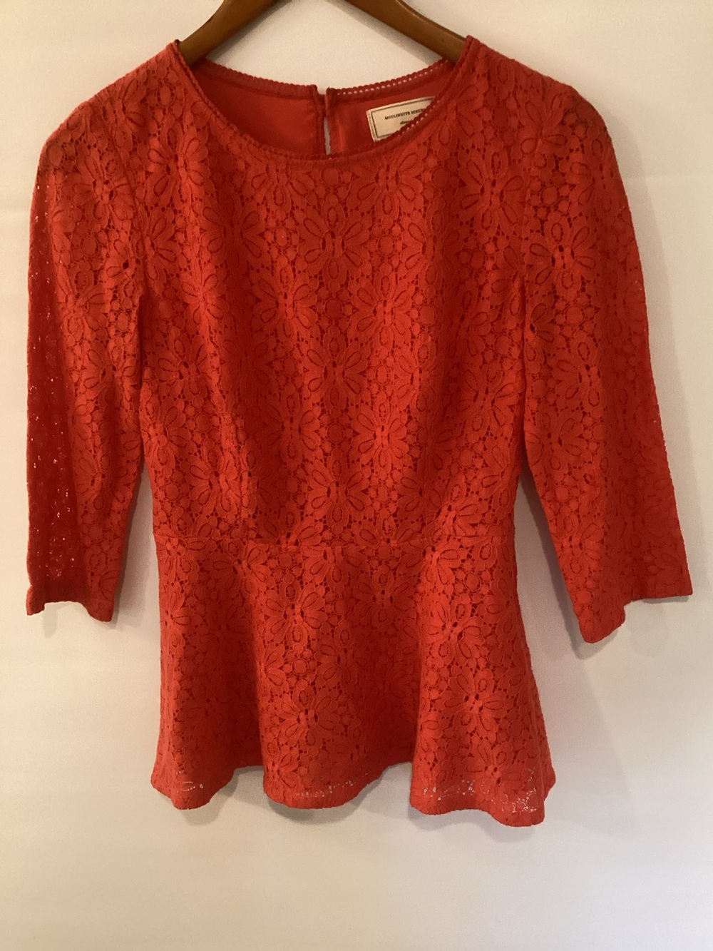 Anthropologie Moulinette Soeurs Red Lace Peplum Top